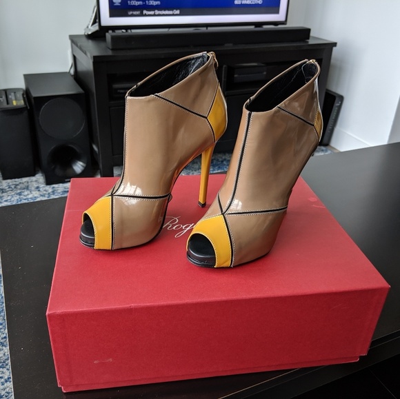 Roger Vivier Booties - Size 6.5 - Picture 2 of 3